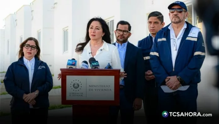 Empresa constructora de Ciudad Marsella actuó con negligencia, dice ministra de Vivienda La ministra de Vivienda aseguró que la empresa que construyó Ciudad Marsella contaba con permisos, pero fue negligente.