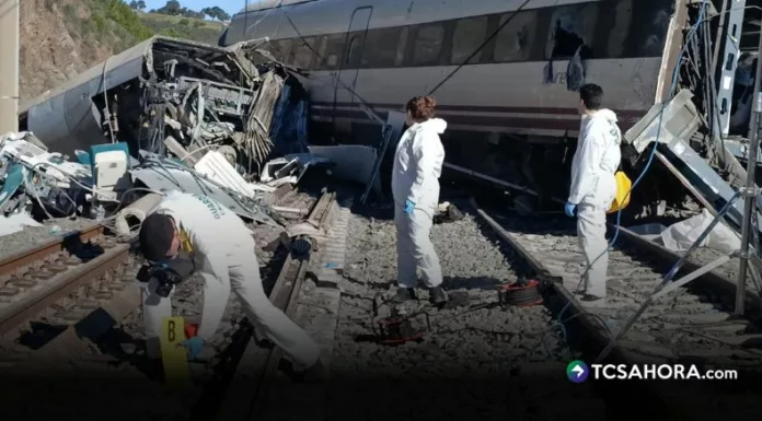 Una colisión entre dos trenes de alta velocidad dejó al menos 39 personas fallecidas y más de un centenar de heridos en el municipio de Adamuz, Córdoba, España.