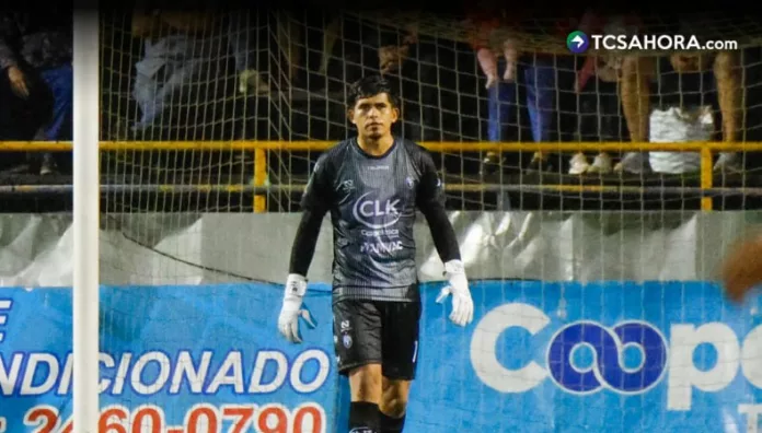 Mario González debutó con victoria y valla invicta en Costa Rica El portero salvadoreño, Mario González vivió un estreno positivo con San Carlos manteniendo su arco en cero.