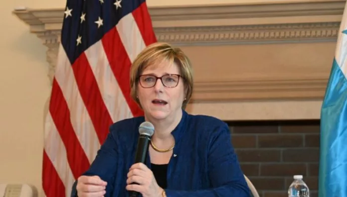 Estados Unidos designa nueva encargada de negocios en Caracas La exembajadora de Honduras y Nicaragua, Laura F. Dogu será el contacto de Washington con Caracas como nueva encargada de negocios.