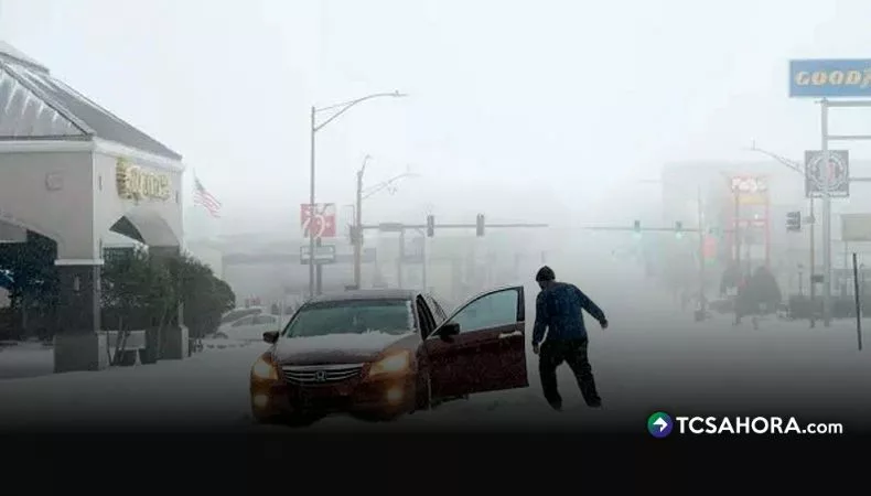 Potente tormenta invernal paraliza gran parte de Estados Unidos
