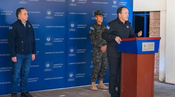 El Gabinete de Seguridad confirmó que una estructura transnacional dedicada a estafar, contacta a las personas a través de llamadas.