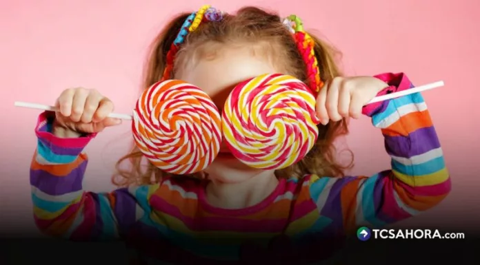 El consumo excesivo de azúcar en los niños no solo puede provocar hiperactividad, sino que también afecta su salud.