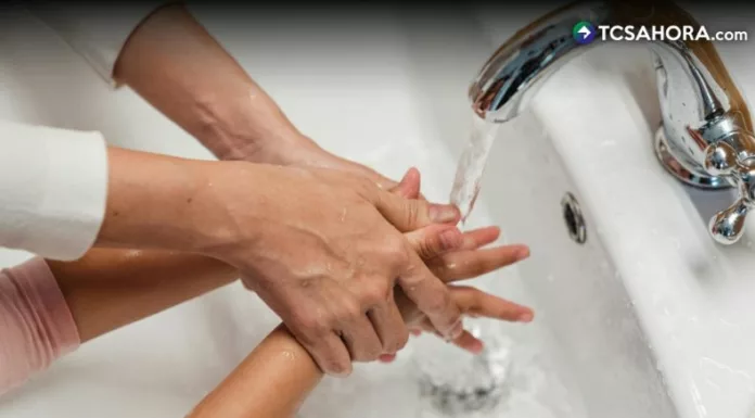 Con el inicio del año escolar, los niños comparten espacios, juegos y alimentos, muchas veces sin lavarse las manos correctamente.