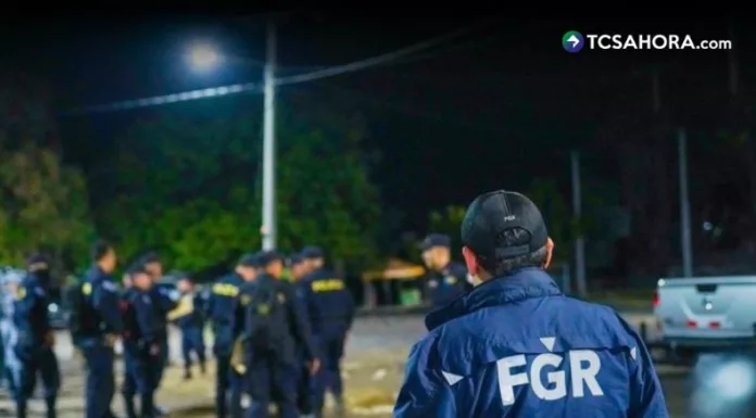 La Fiscalía y la PNC llevaron a cabo un operativo para desarticular una estructura vinculada a la distribución de drogas en el oriente del país.