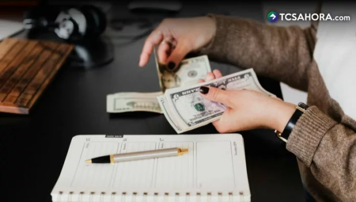 ¿Vas a emprender? ¡No mezcles tu dinero con el del negocio! Emprender es ilusión y esfuerzo. Pero, un error común puede ponerlo todo en riesgo: mezclar el dinero personal con el del negocio.