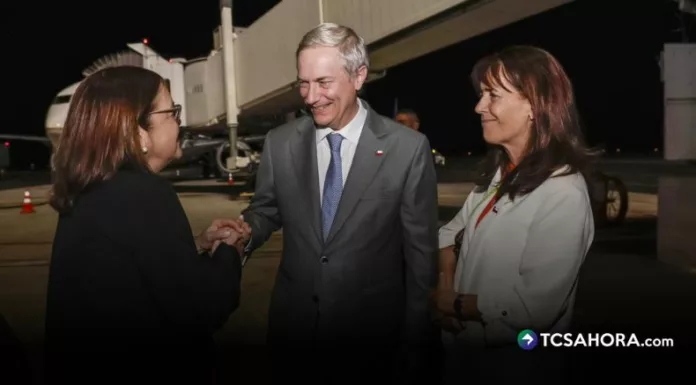 En la recta final antes de asumir la presidencia, José Antonio Kast llegó anoche a El Salvador para cerrar su gira por Centroamérica y fortalecer vínculos regionales.