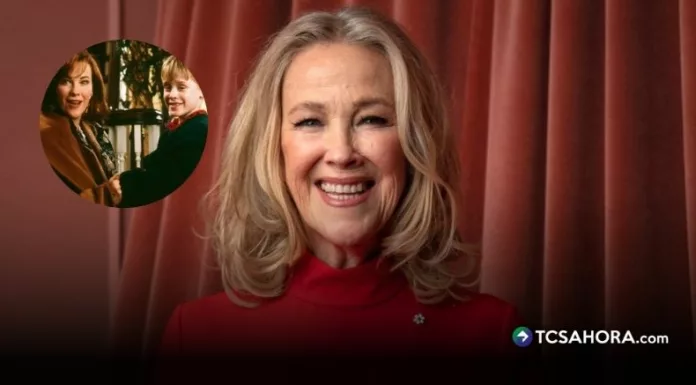 La actriz falleció a los 71 años. Su última aparición conjunta con Macaulay Culkin ocurrió en diciembre de 2025, cuando lo acompañó a la ceremonia de su estrella en el Paseo de la Fama.