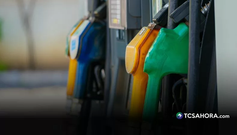 El diésel aumentará $0.02 y la gasolina superior bajará $0.03 a nivel nacional