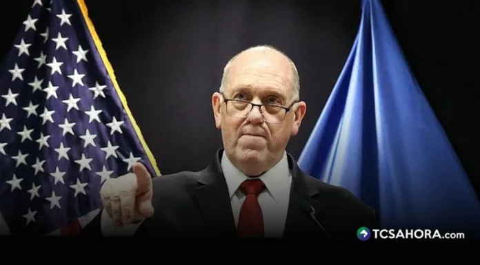 El “zar de la frontera” de la administración Trump, Tom Homan, anunció el retiro de unos 700 agentes migratorios de Minnesota.