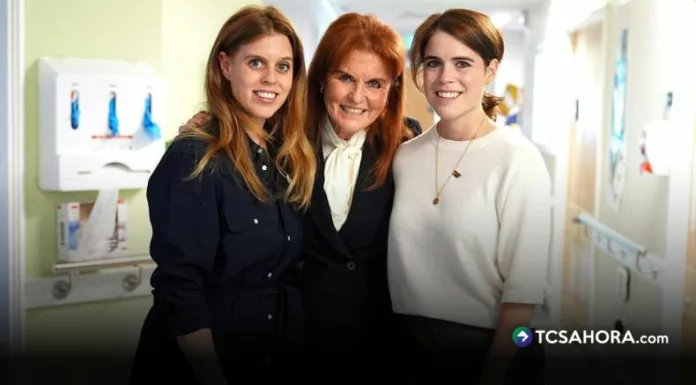 Documentos judiciales sacan a la luz visitas de la duquesa de York y sus hijas al controvertido financista, además de mensajes privados que hoy generan impacto dentro de la familia real británica.