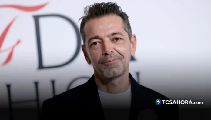 El diseñador belga llegará a la casa italiana el 1 de julio de 2026, tras su paso por Alaïa. Él ocupará el puesto que dejó Dario Vitale, en plena reconfiguración de la marca.