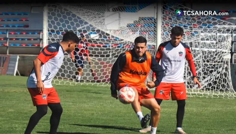 Styven Vásquez debuta con victoria en la Liga Expansión MX