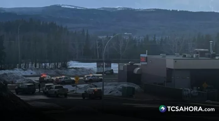 Al menos diez personas murieron en un tiroteo ocurrido en una escuela de la localidad de Tumbler Ridge, en el oeste de Canadá.