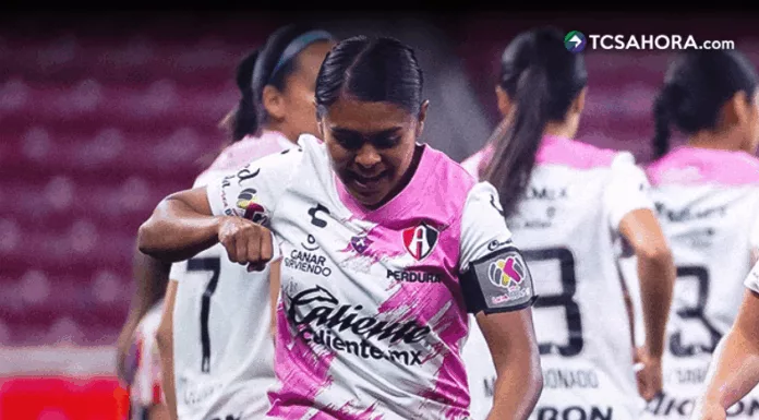 Brenda Cerén anotó un golazo espectacular apenas al primer minuto de juego en el encuentro ante las chivas del Guadalajara.