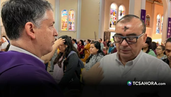 Comunidad católica conmemora el Miércoles de Ceniza Este 18 de febrero, la feligresía católica inicia la Cuaresma con el Miércoles de Ceniza, un tiempo de reflexión previo a la Semana Santa.