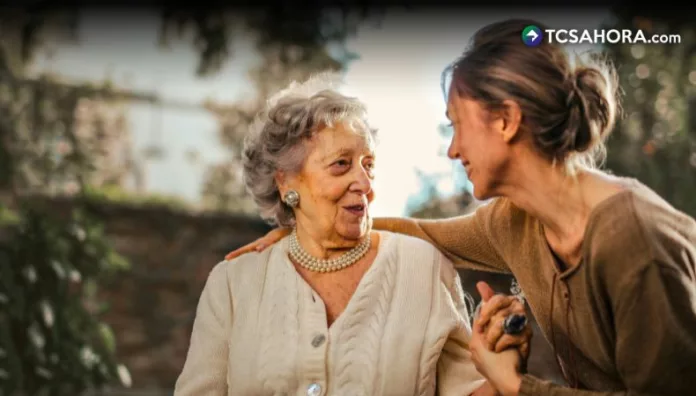 La demencia no es una enfermedad específica, sino un conjunto de síntomas asociados al deterioro progresivo de las funciones cognitivas.