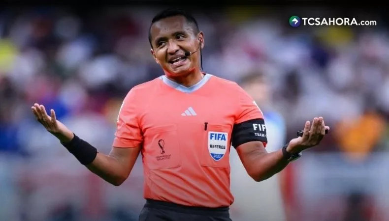 La FESFUT suspende a Iván Barton tras polémica en el partido Águila vs Alianza