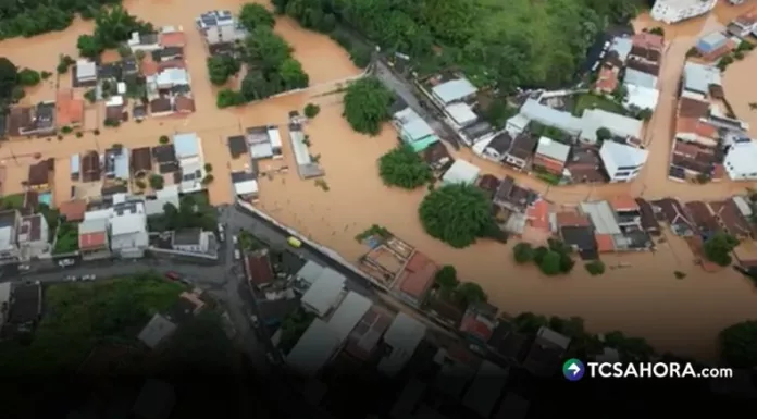 Al menos 36 personas murieron tras las intensas lluvias que azotan la región de la Zona da Mata, en el estado de Minas Gerais, Brasil.