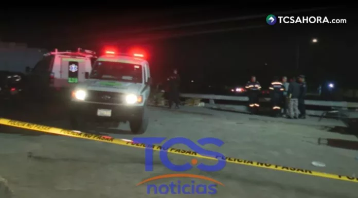 En las últimas horas, socorristas informaron sobre el fallecimiento de un hombre que cayó al río Arenal de Monserrat, en San Salvador Centro.