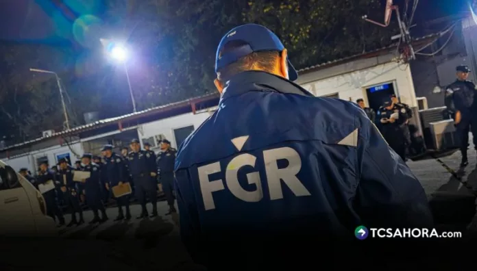 La Fiscalía y la PNC llevaron a cabo un operativo para desarticular una estructura ligada a la comercialización de drogas.