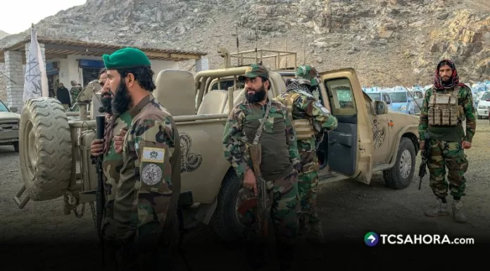 Un intercambio de ataques aéreos y ofensivas terrestres elevó el conflicto entre Pakistán y Afganistán, marcando uno de los episodios más tensos en su relación.