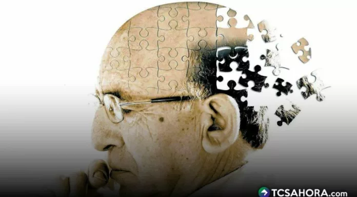 Hasta 2024 se diagnosticaron en El Salvador 68,807 personas con Alzheimer. La prevalencia de padecerlo incrementa según la edad.