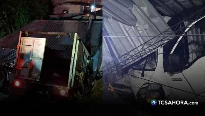 El percance vial ocurrió en la carretera que conduce al distrito de Tonacatepeque, en el cantón La Unión. 12 personas resultaron lesionadas