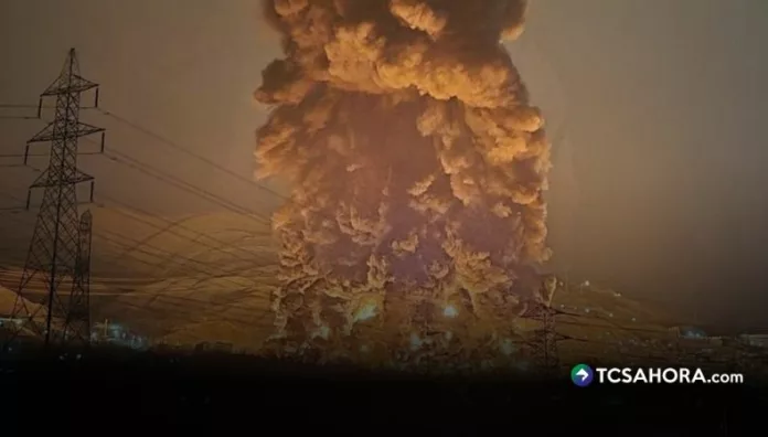 La escalada de tensiones en Irán sumó un nuevo episodio este sábado con el bombardeo de un depósito de petróleo en el sur de Teherán.