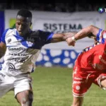 Firpo empata agónicamente ante El Roble y sueña con clasificar