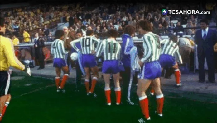 El Mundial de 1978 dejó una de las historias más insólitas del torneo: Francia jugó un partido con la camiseta de un club local.
