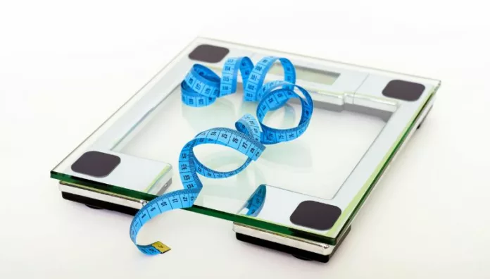 Para no caer en el efecto rebote, los especialistas coinciden en que es fundamental trabajar tanto la alimentación como la salud emocional.