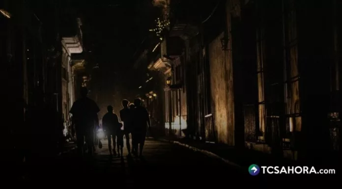 Cuba sufrió este lunes un nuevo apagón generalizado tras una desconexión total del Sistema Electroenergético Nacional.