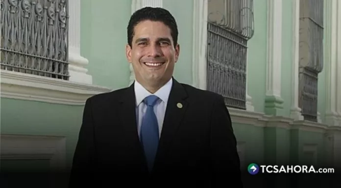 El exdiputado de ARENA y exalcalde de Santa Tecla, Roberto d’Aubuisson fue condenado por enriquecimiento ilícito, informó la Fiscalía General de la República.