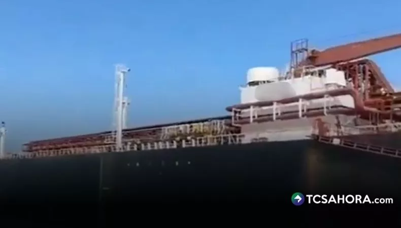 Buques petroleros de la India logran cruzar el Estrecho de Ormuz