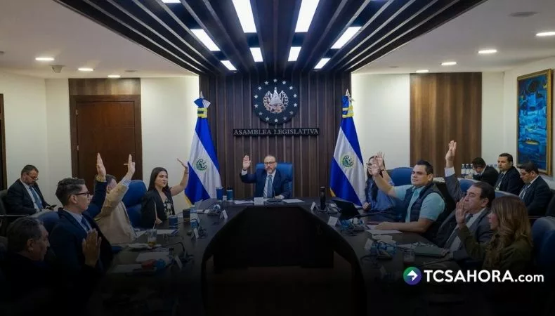 Emiten dictamen favorable para ratificar reforma a la Constitución para aplicar cadena perpetua