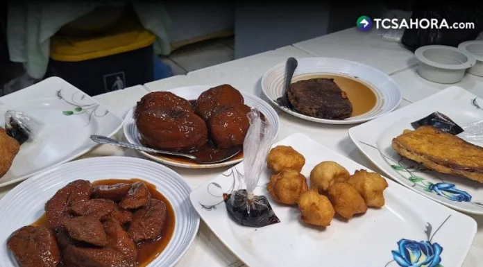 En Semana Santa se aprovecha para preparar deliciosos platillos de temporada como torrejas, fruta en miel y pescado envuelto en huevo.