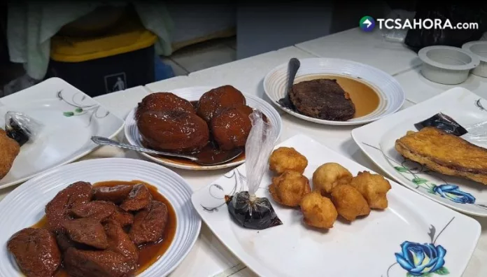 En Semana Santa se aprovecha para preparar deliciosos platillos de temporada como torrejas, fruta en miel y pescado envuelto en huevo.