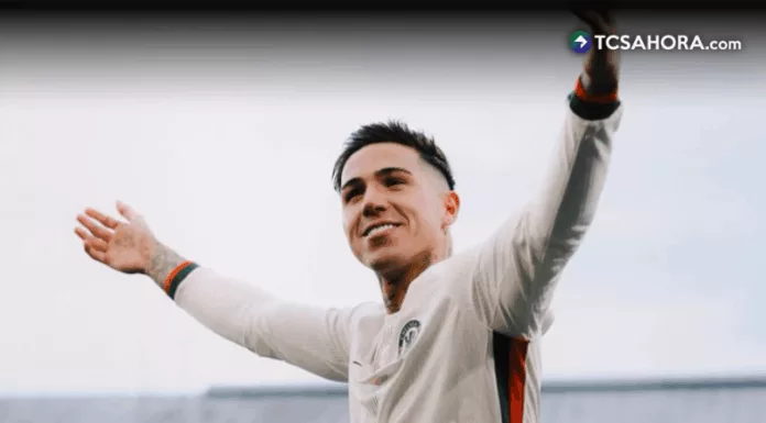 Enzo Fernández no estará disponible para enfrentar al City tras la sanción impuesta por su entrenador Liam Rosenior.