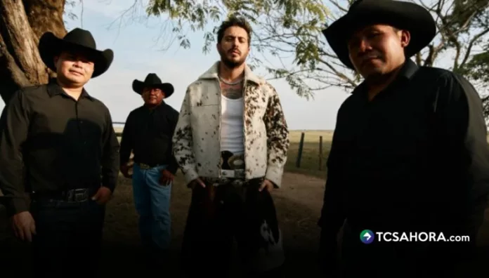 La canción mezcla sonidos tradicionales de los llanos colombo-venezolanos con una propuesta moderna.