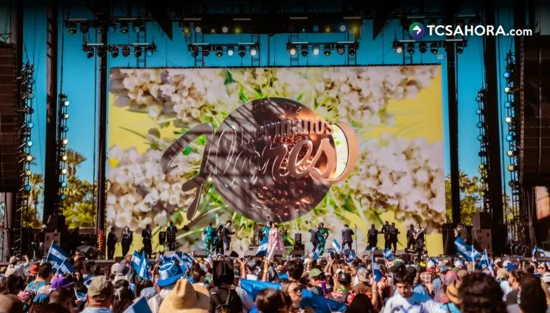 Los Hermanos Flores trình diễn tại Coachella 2026