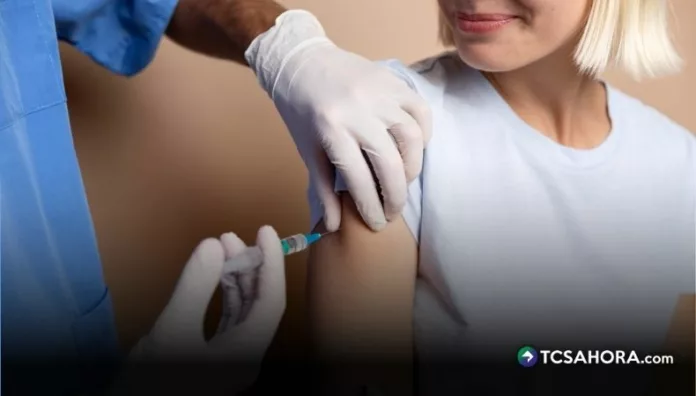 Aplicar la vacuna del Virus del Papiloma Humano (VPH) desde temprana edad permite una mejor respuesta del sistema inmunológico.