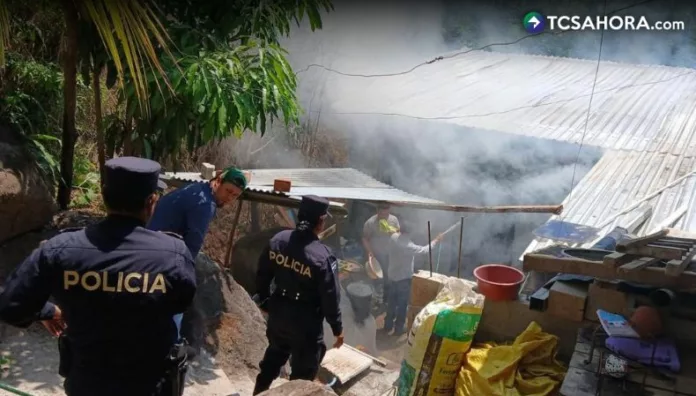 El incendio dejó a una niña de 7 años y a una mujer de 58 lesionadas. Ambas se encontraban dentro de la vivienda.