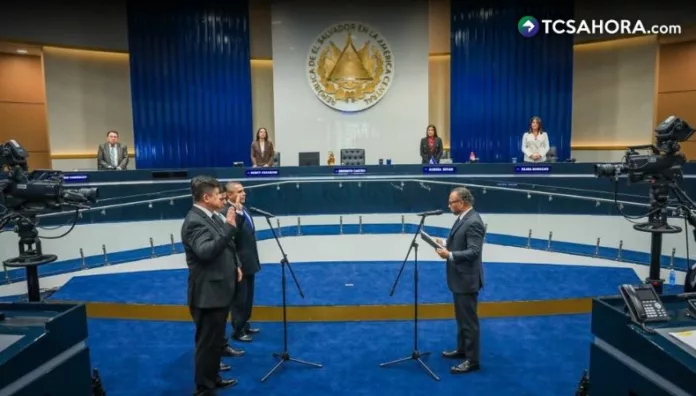 El magistrado suplente para la Sala de lo Constitucional finalizará su periodo en 2027 y los otros dos magistrados finalizarán hasta 2033.