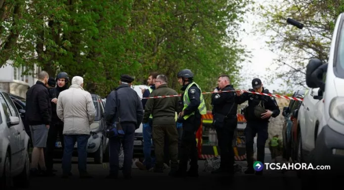 El tiroteo ocurrió en un supermercado de la capital. El atacante tomó rehenes, disparó contra la Policía y fue abatido durante el operativo.