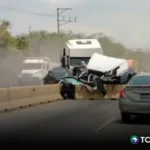Tres lesionados en múltiple accidente de tránsito en Sonsonate