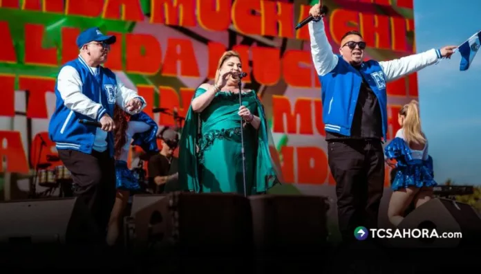 La orquesta salvadoreña se despidió del festival con dedicatorias y una fuerte presencia del público salvadoreño.