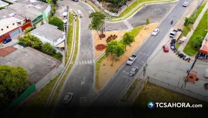 El nuevo acceso vial que conecta la carretera al Puerto de La Libertad y Nuevo Cuscatlán busca reducir el tráfico vehicular en la zona.