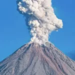 ¡Quedó en video! Turistas fueron sorprendidos por erupción de volcán en Guatemala