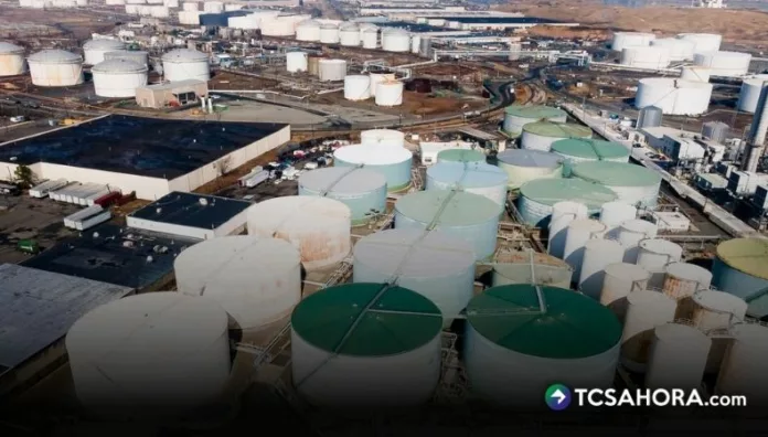 Estados Unidos anunció la extensión por 30 días del permiso especial que autoriza la comercialización del petróleo ruso.